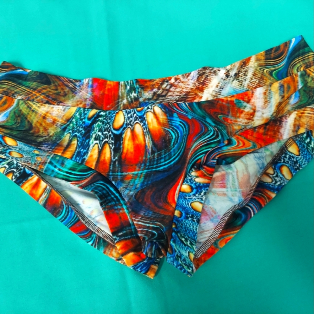 Cleo pole shorts